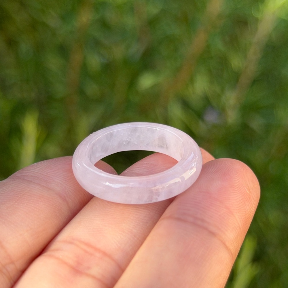 Size 6.75 pink rose quartz band ring 0561